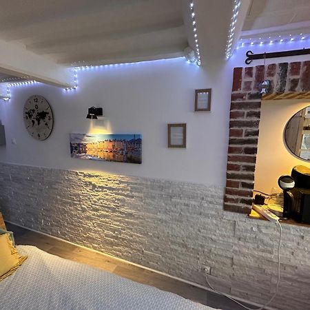 Le Ti Wi Studio En Plein Coeur Du Vieux Bassin Honfleur Luaran gambar